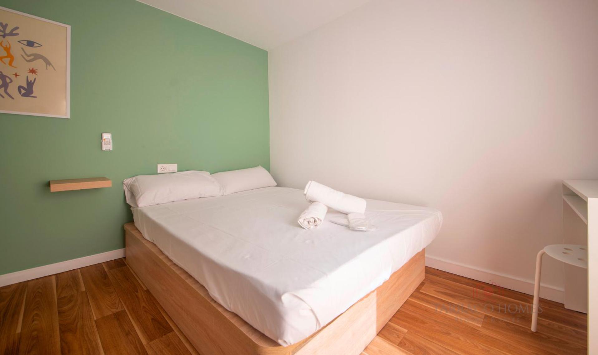 Tarracohomes-th08 Con Patio Privado En El Centro De Apartamento *