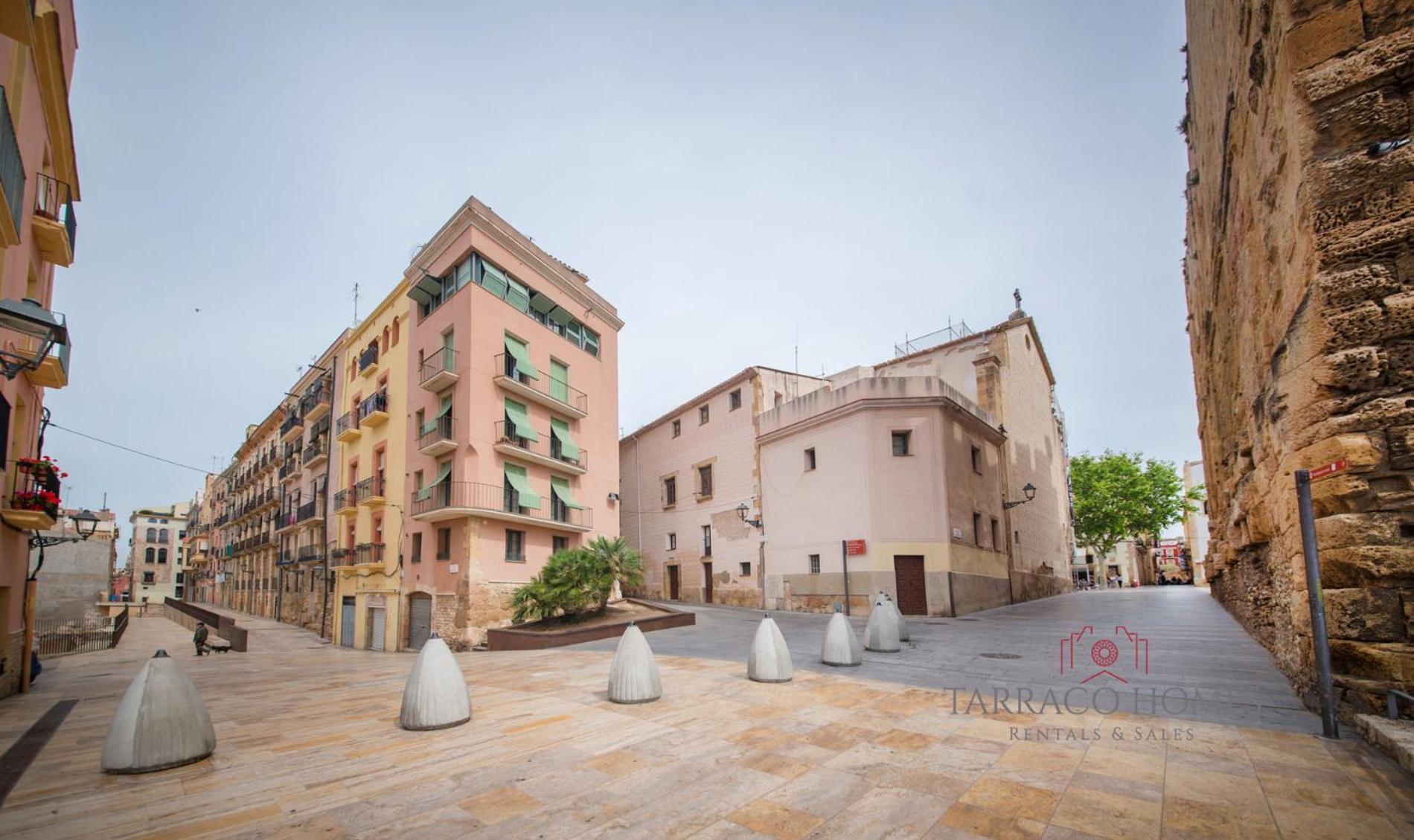 Tarracohomes-th08 Con Patio Privado En El Centro De Tarragona