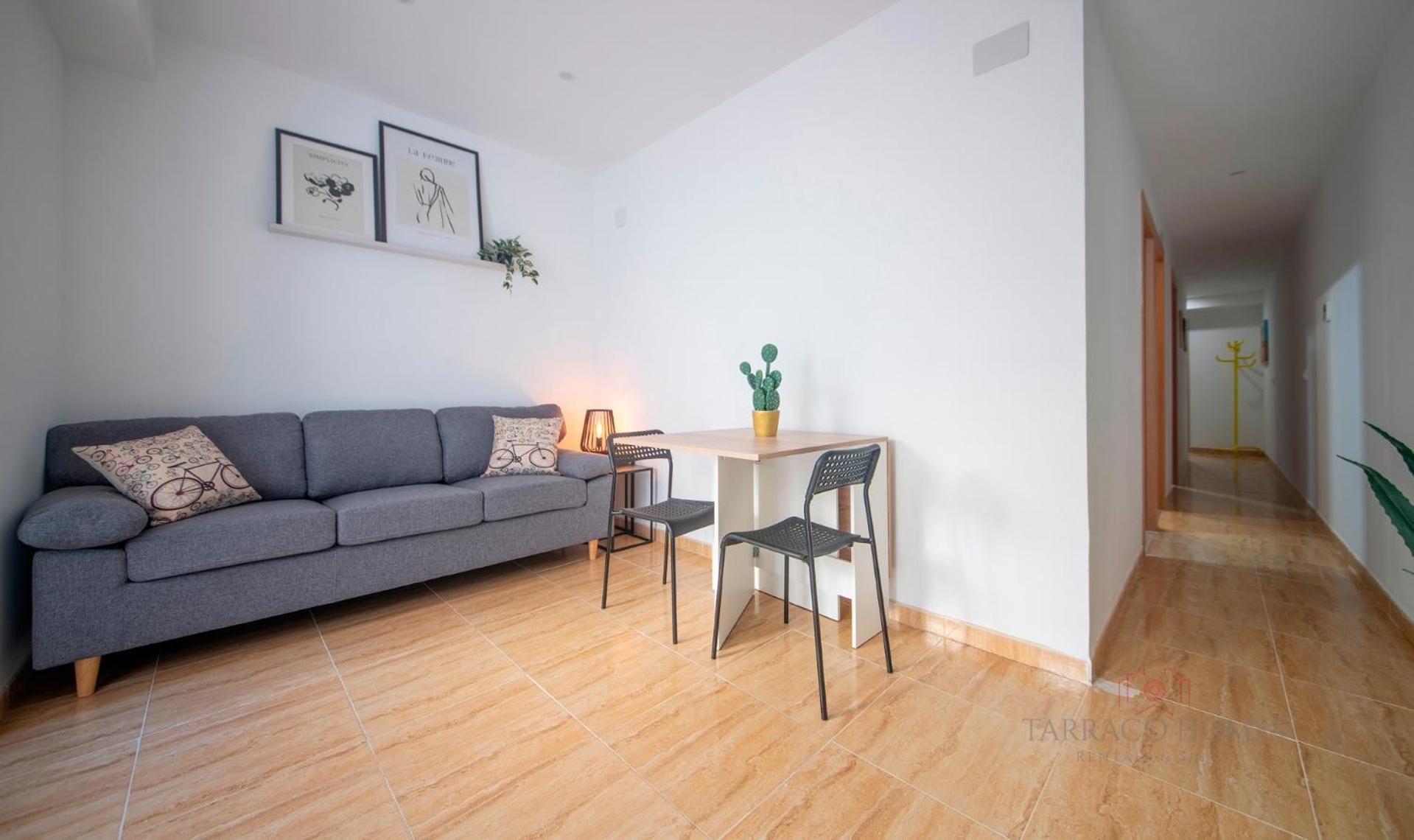 Tarracohomes-th08 Con Patio Privado En El Centro De Apartamento *