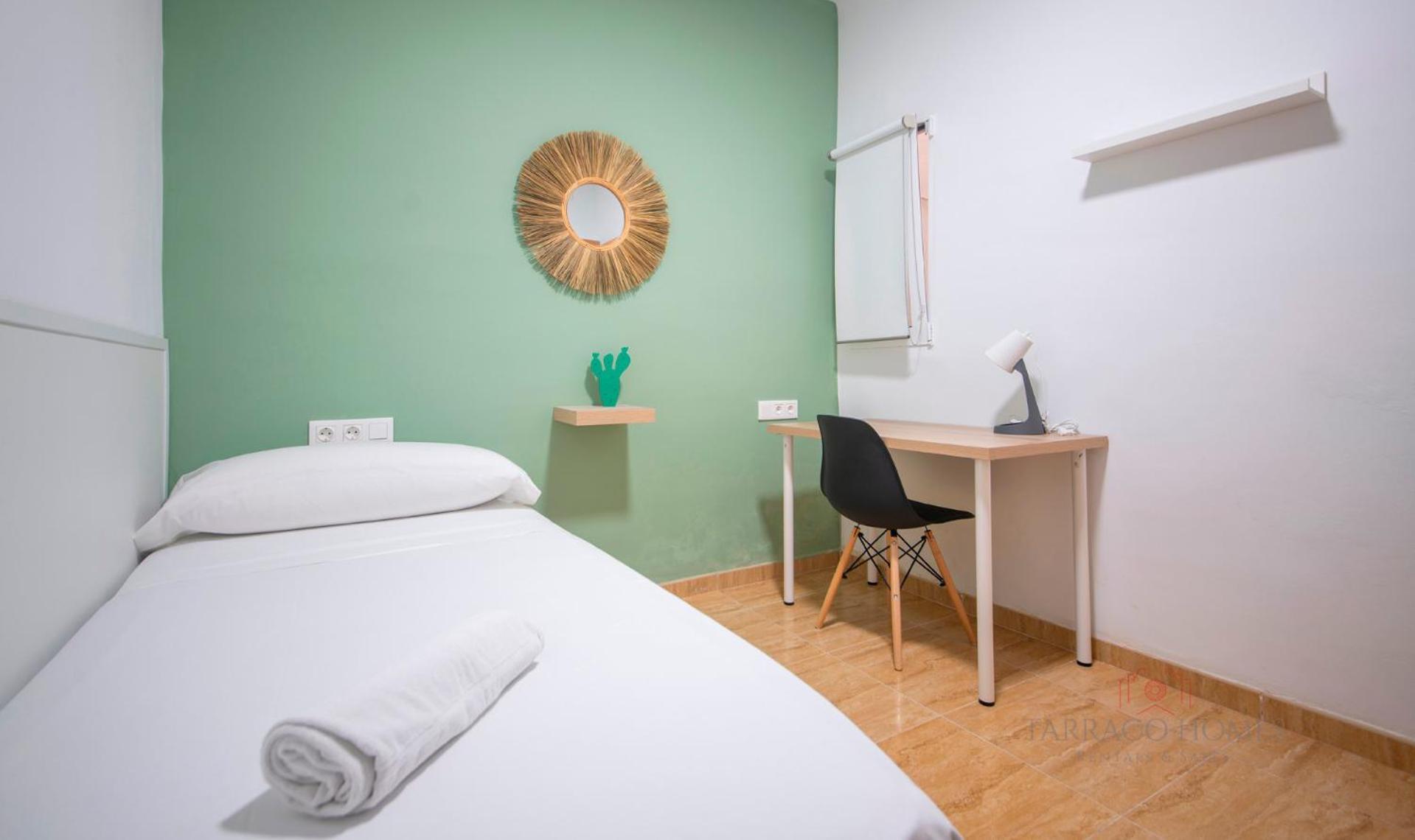 Apartamento Tarracohomes-th08 Con Patio Privado En El Centro De Tarragona